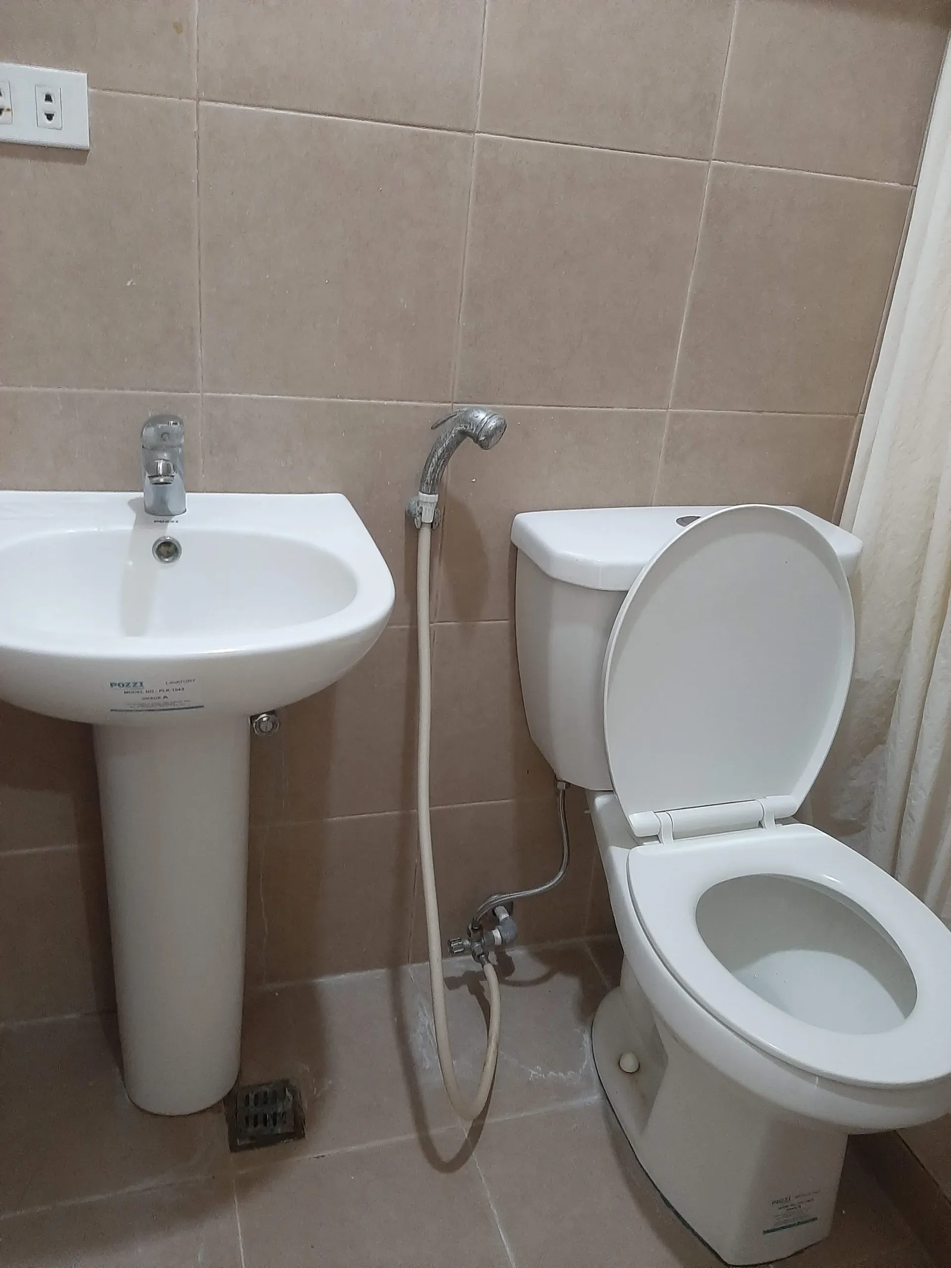 Condo for Rent · Palm Towers